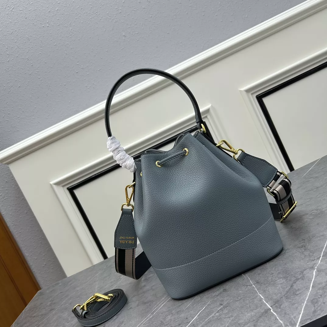 prada aaa qualite sac a main  pour femme s_127b4672